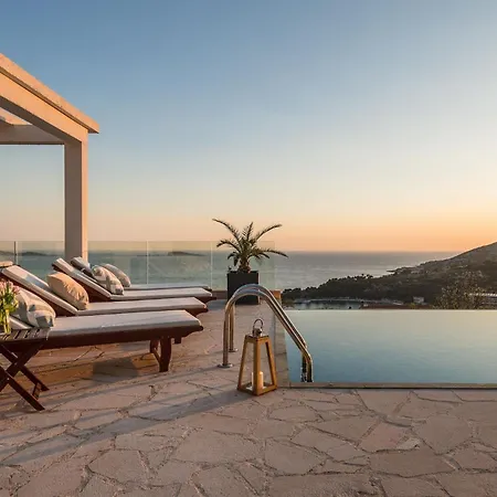 Unique Royal With Panoramic Swimming Pool * Mlini