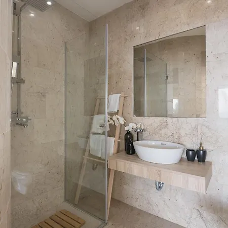 Σπίτι διακοπών Unique Royal With Panoramic Swimming Pool *